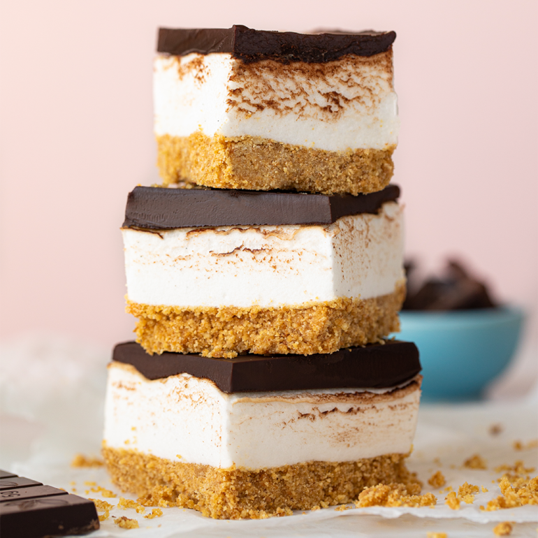 S’mores bars with homemade marshmallow by Dr. Oetker