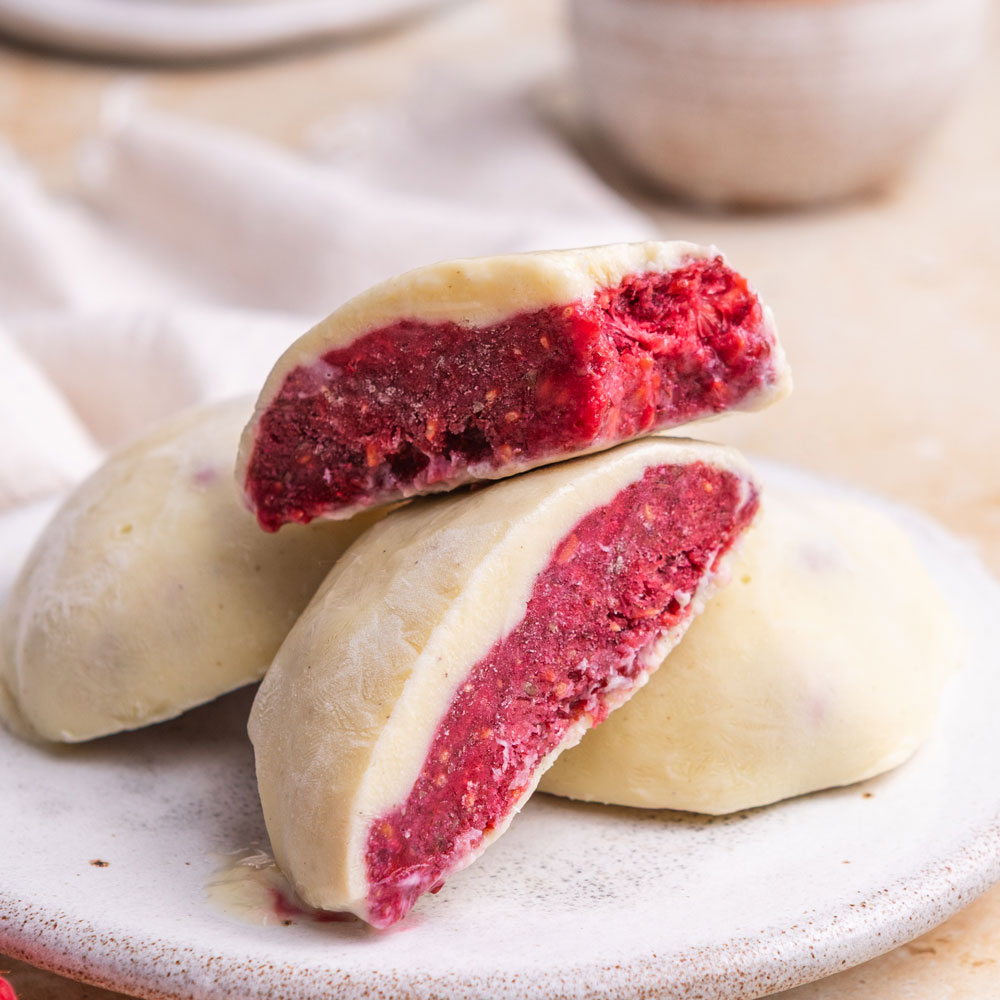 Raspberry Flax Jam Yoghurt Clusters