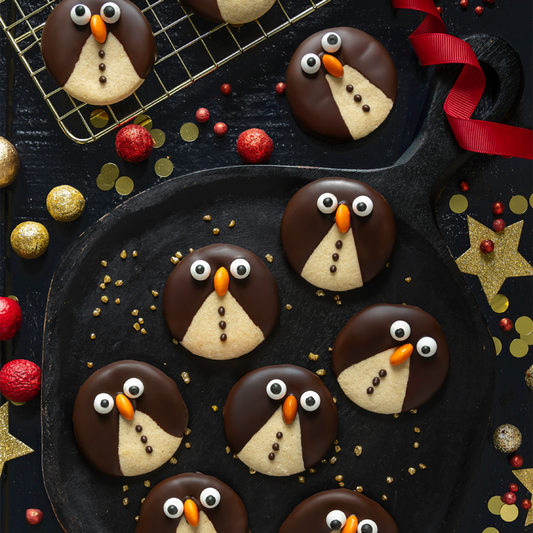 Easy penguin shortbread cookies by EUROSPAR
